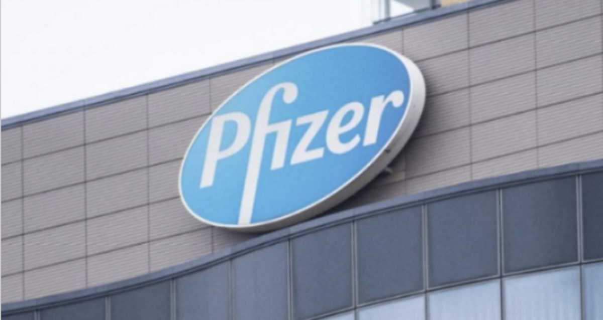 Pfizer: Έρχεται το εμβόλιο που συντηρείται σε απλό ψυγείο