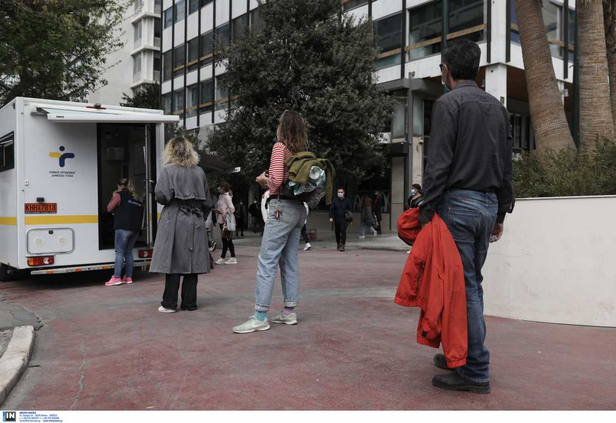 Σε αυτά τα σημεία θα γίνονται αύριο Τρίτη τα δωρεάν τεστ κορονοϊού