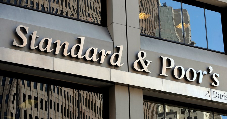 Ο οίκος Standard & Poor’s αναβάθμισε ελληνικές τράπεζες