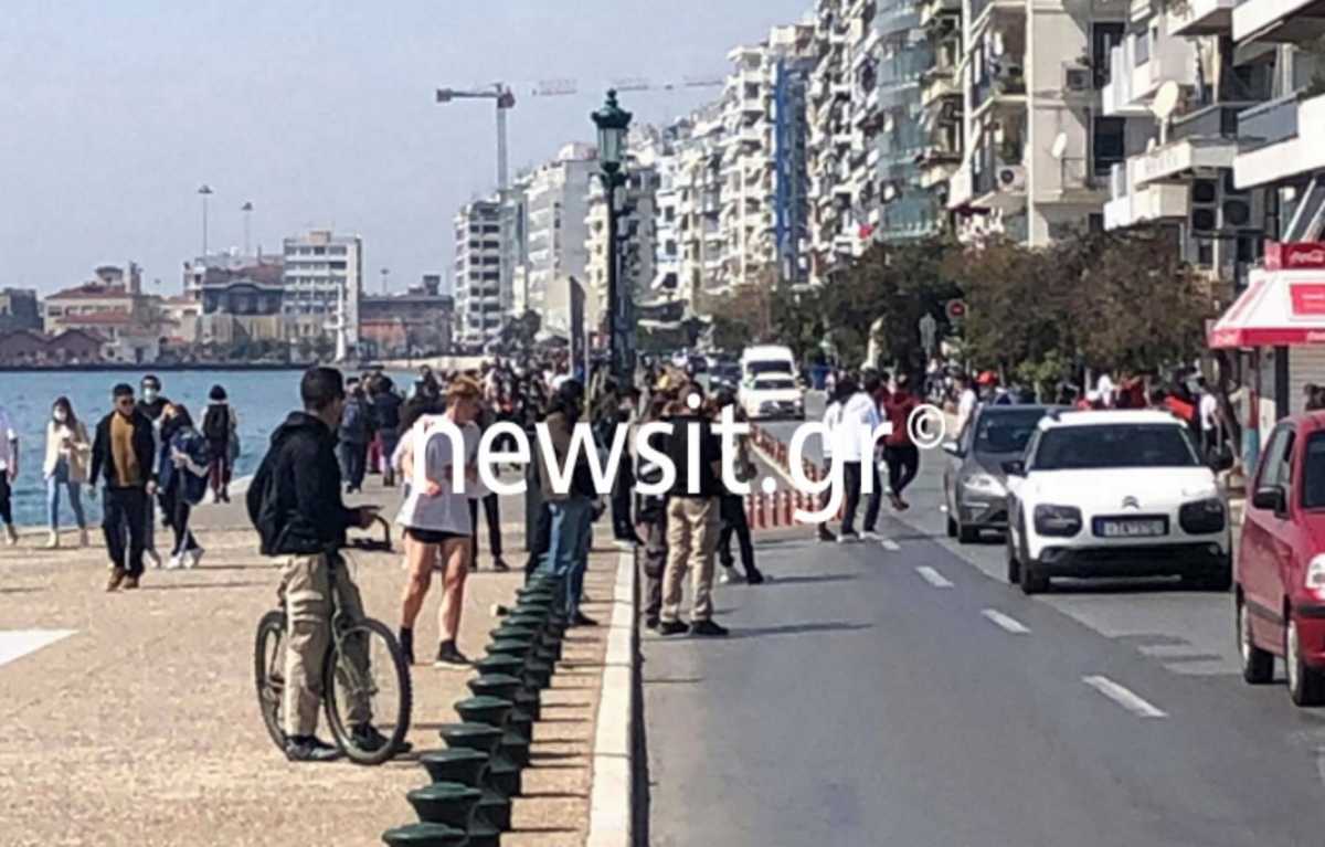 Θεσσαλονίκη: Πλημμύρισε κόσμο η παραλία – Μποτιλιάρισμα στους δρόμους (pics)