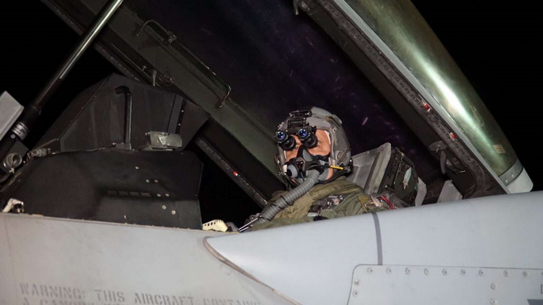 Μάχιμος ο Αντιπτέραρχος Μπλιούμης: «Ζήλεψε» τον «Ηνίοχο» και συμμετείχε σε νυχτερινή άσκηση! (pics)