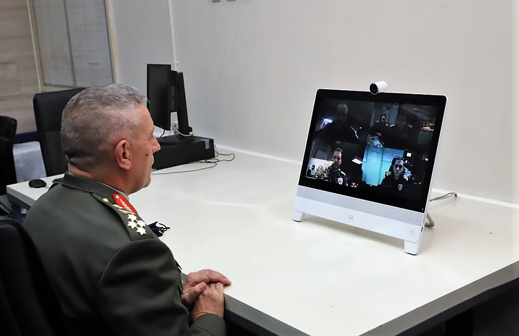 Στρατηγός Φλώρος: Επισκέφθηκε το Αρχηγείο Στόλου και συνομίλησε με κυβερνήτες φρεγατών