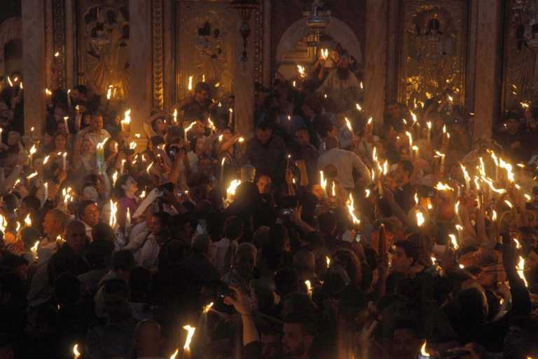 Άγιο Φως: Πότε και πώς θα φτάσει στην Ελλάδα από τα Ιεροσύλημα (vid)