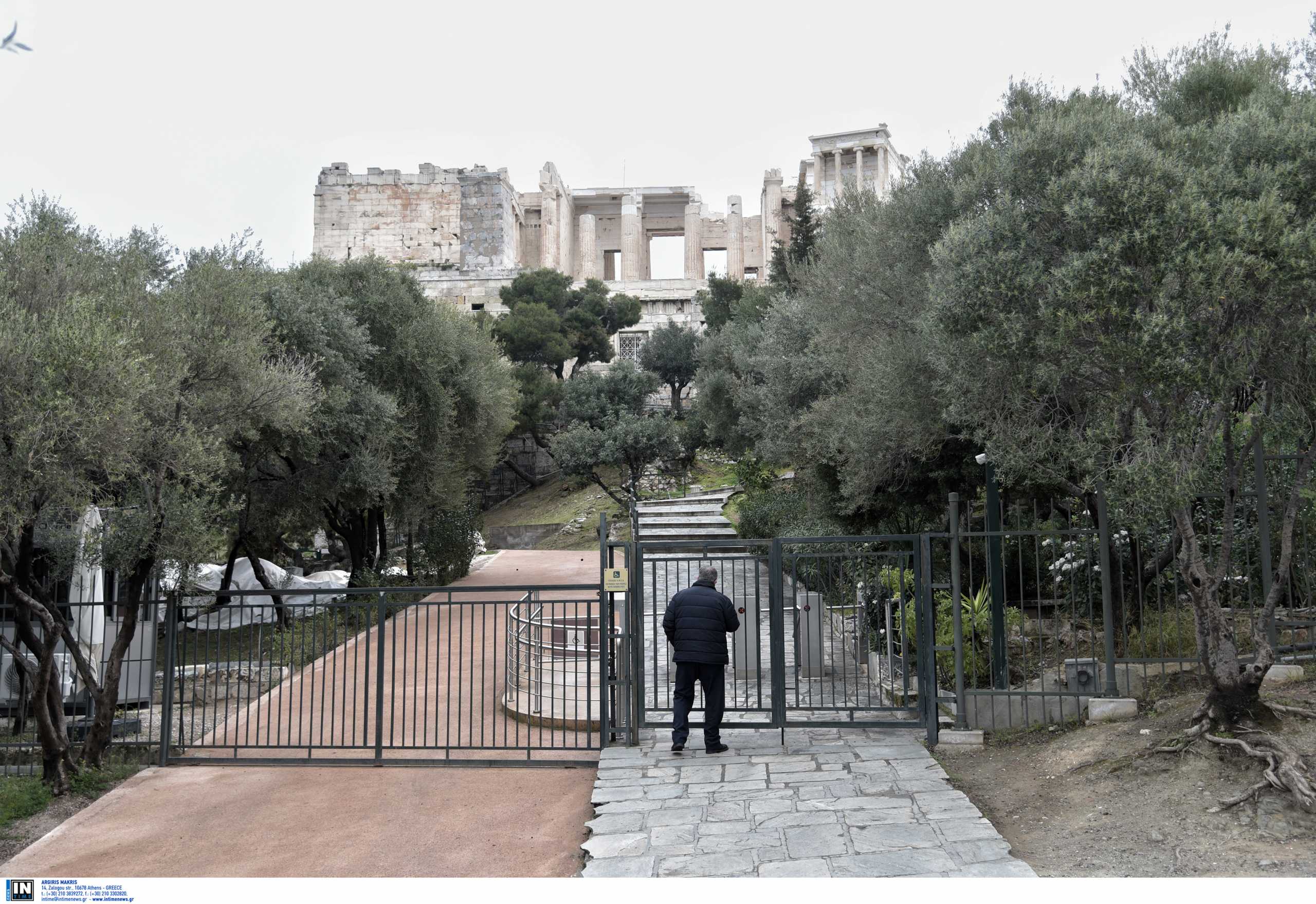 ΣΥΡΙΖΑ για Λίνα Μενδώνη