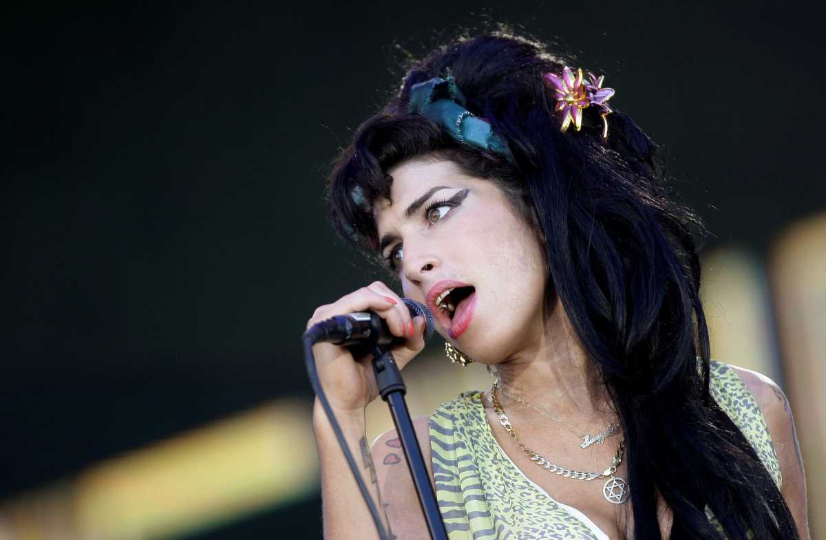 «Amy Winehouse 10 Years On»: Νέο ντοκιμαντέρ θα κάνει πρεμιέρα τον Ιούλιο στο BBC