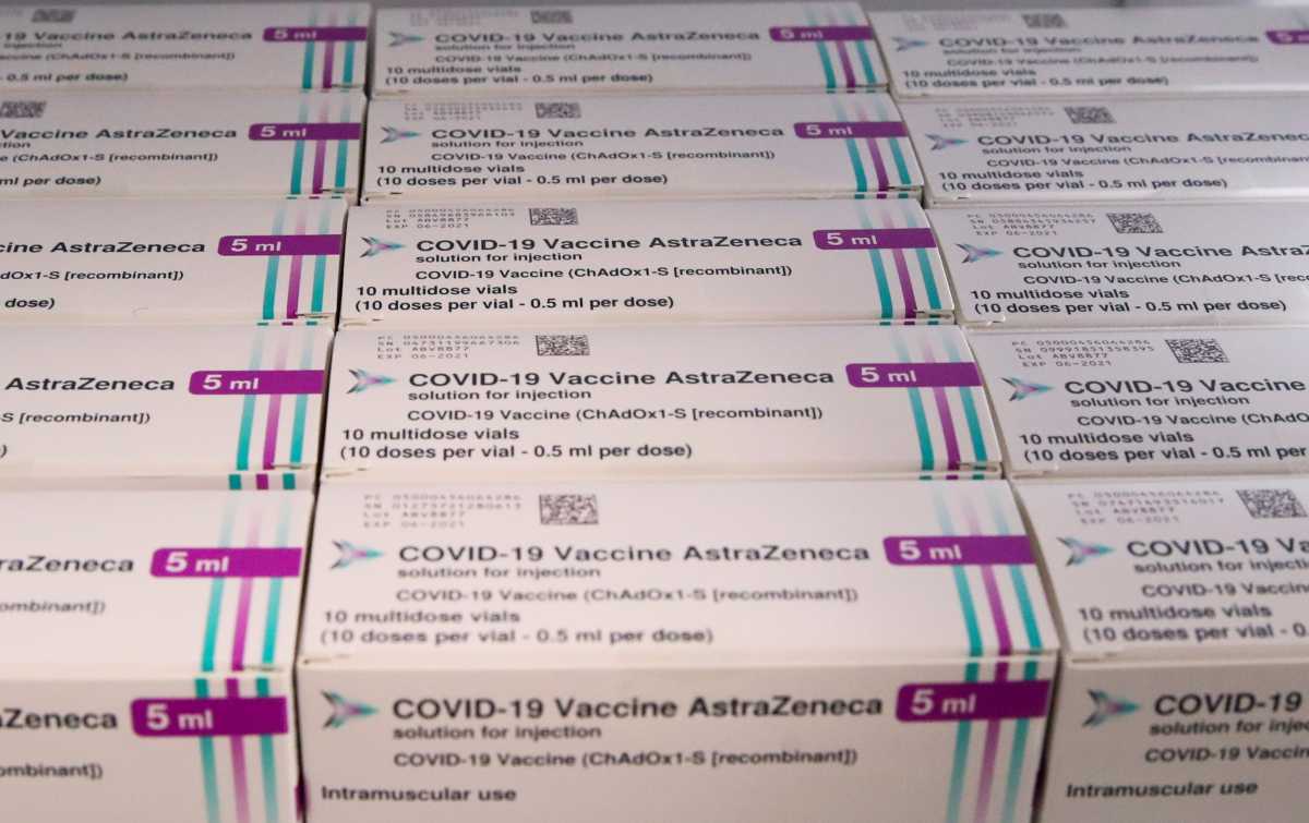 Εμβόλιο AstraZeneca: Παύση  εμβολιασμών στους κάτω των 50 ζητείται και στην Βρετανία