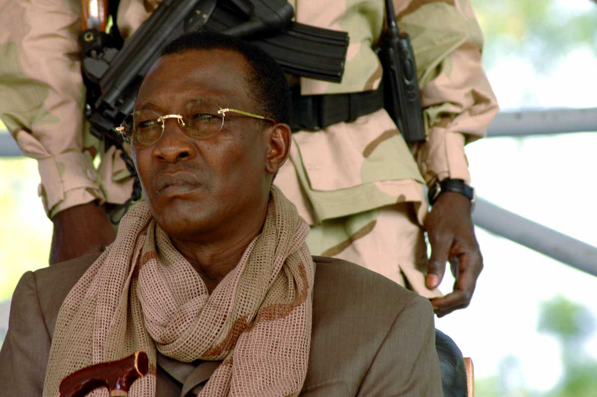 Νεκρός ο πρόεδρος του Τσαντ – Σκοτώθηκε σε μάχες με αντάρτες