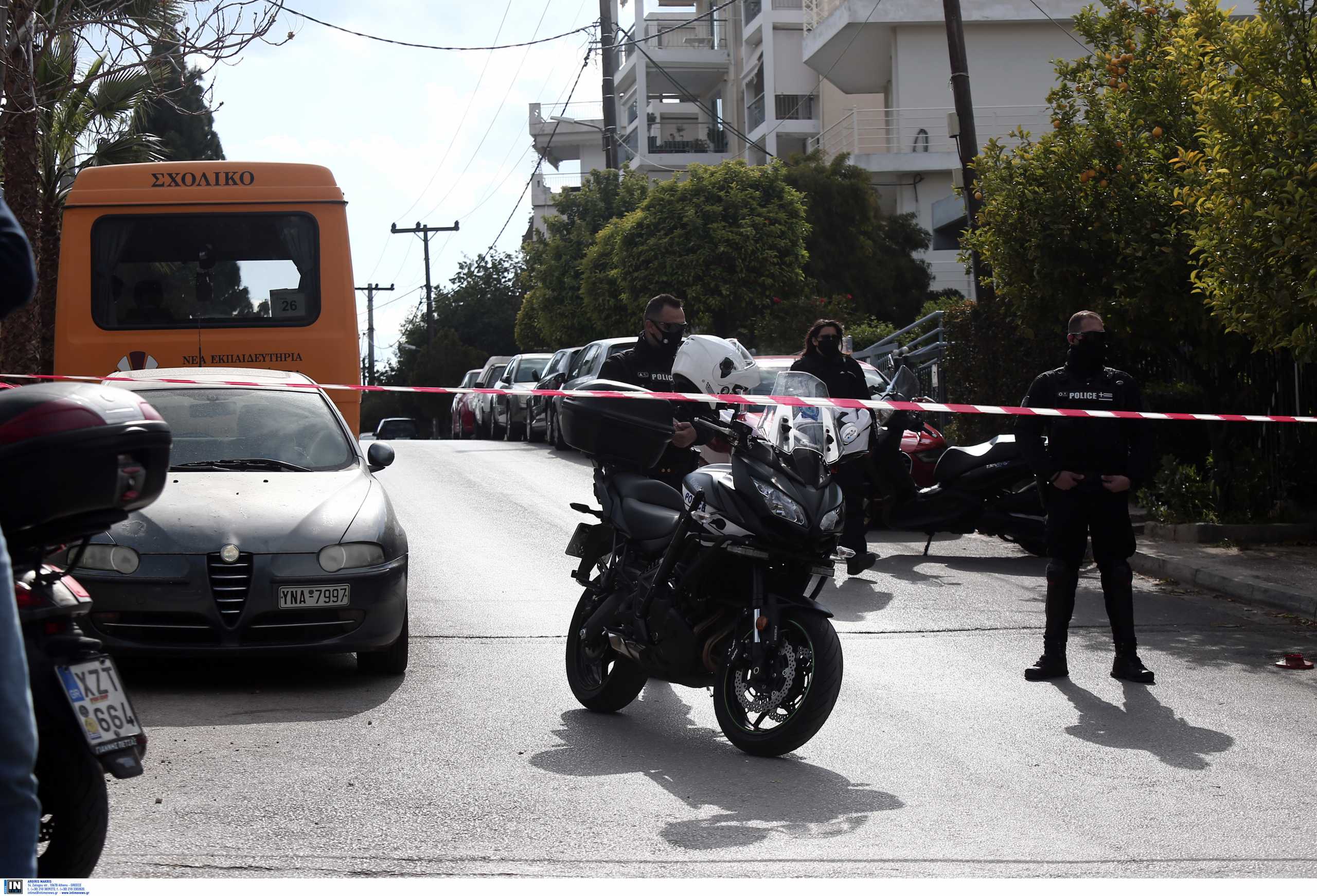 Γιώργος Καραϊβάζ: Αυτόπτες μάρτυρες περιγράφουν τη στιγμή της δολοφονίας – «Κοίταξαν να δουν αν είναι νεκρός»