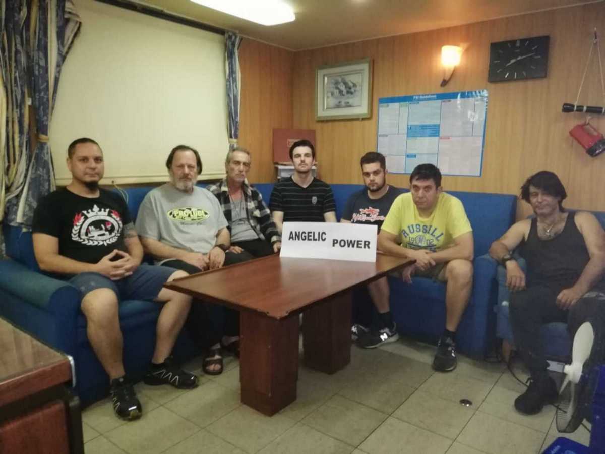 Επιστρέφουν στην Ελλάδα μετά από 15 μήνες οι εγκλωβισμένοι ναυτικοί του Angelic Power