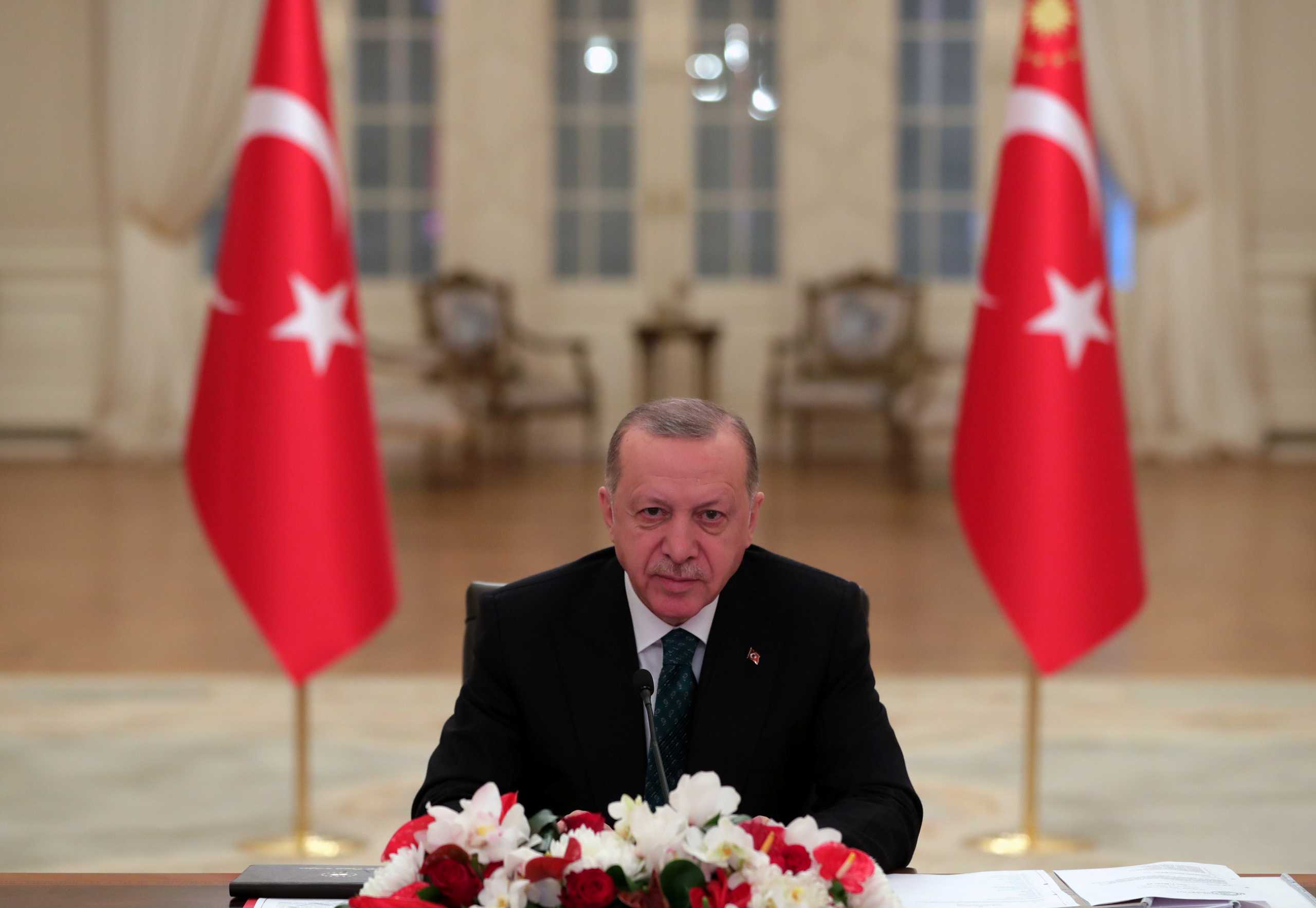 Τουρκία: Στο «τραπέζι» το σκληρό lockdown – Ο Ερντογάν προσπαθεί να σώσει τον τουρισμό