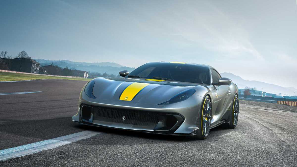 Ferrari: Παρουσίασε νέο μοντέλο αλλά κρατάει κρυφό το όνομά του! (pics)