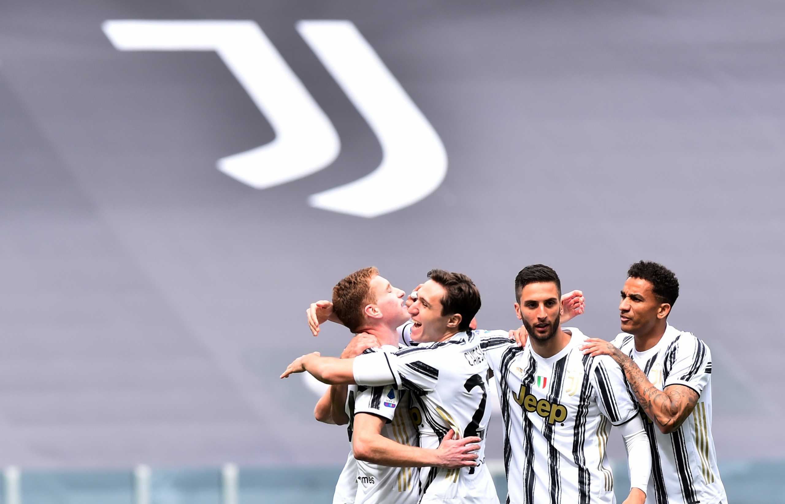 Soccer Football - Serie A - Juventus v Genoa - Allianz Stadium, Turin, Italy - April 11, 2021 Juventus' Dejan Kulusevski celebrates scoring their first goal with teammates REUTERS