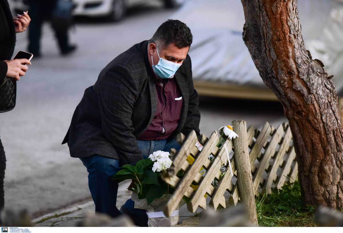 Γιώργος Καραϊβάζ