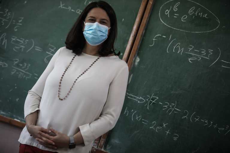 Niki Kerameos: Test every day for students in the classrooms where a case is detected