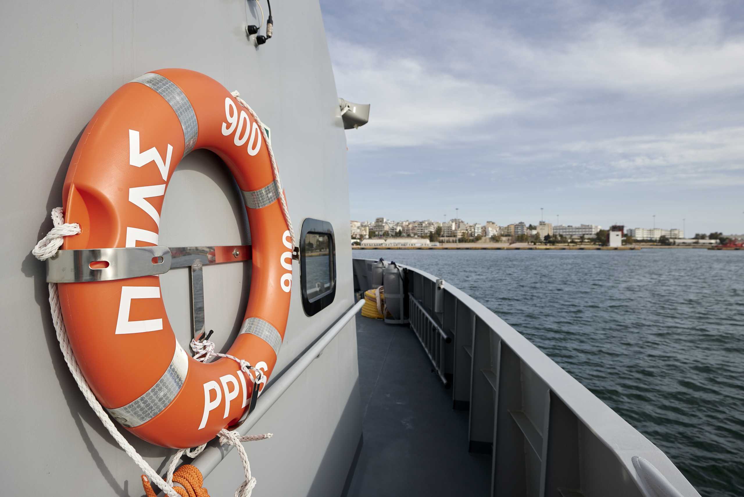 Σύγκρουση δεξαμενόπλοιου με αλιευτικό στον Καφηρέα