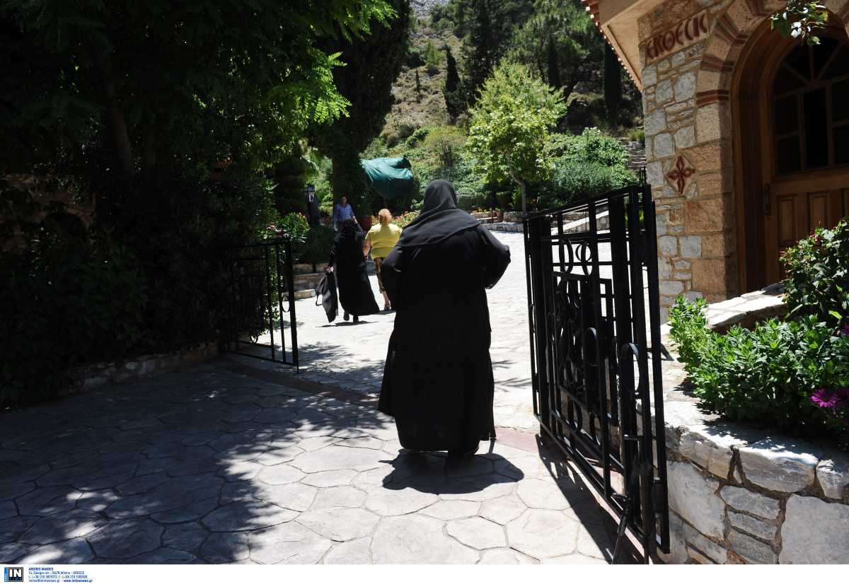 Φθιώτιδα – Κορονοϊός: Αγωνία για τις μοναχές που νόσησαν σε μοναστήρι – 103 ετών η μεγαλύτερη (video)