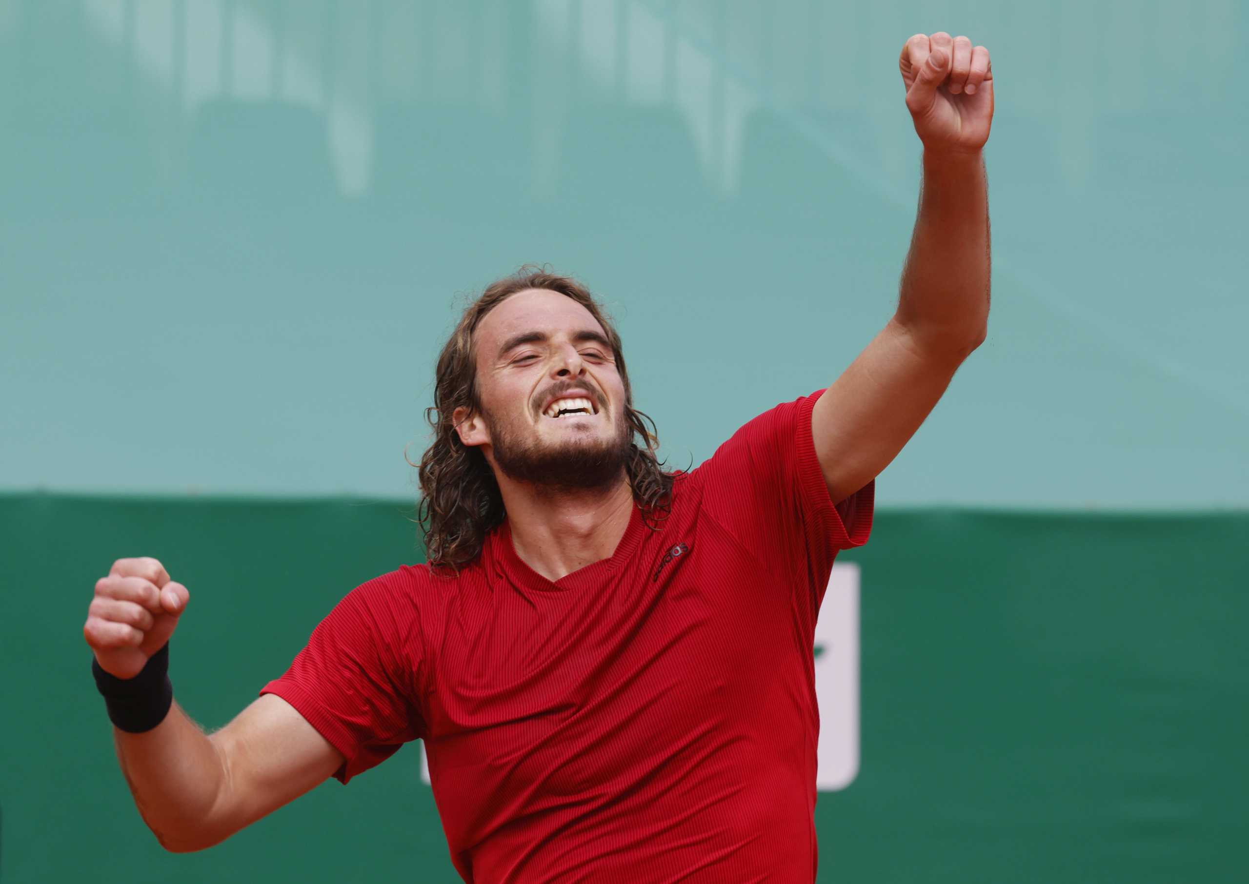 Tennis - ATP Masters 1000 - Monte Carlo Masters - Monte-Carlo Country Club, Roquebrune-Cap-Martin, France - April 18, 2021 Greece's Stefanos Tsitsipas celebrates winning the final match against Russia's Andrey Rublev REUTERS