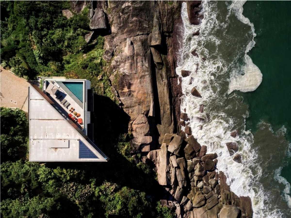 Μια ζεν παραθαλάσσια κατοικία στο Σάο Πάολο για αξέχαστες διακοπές