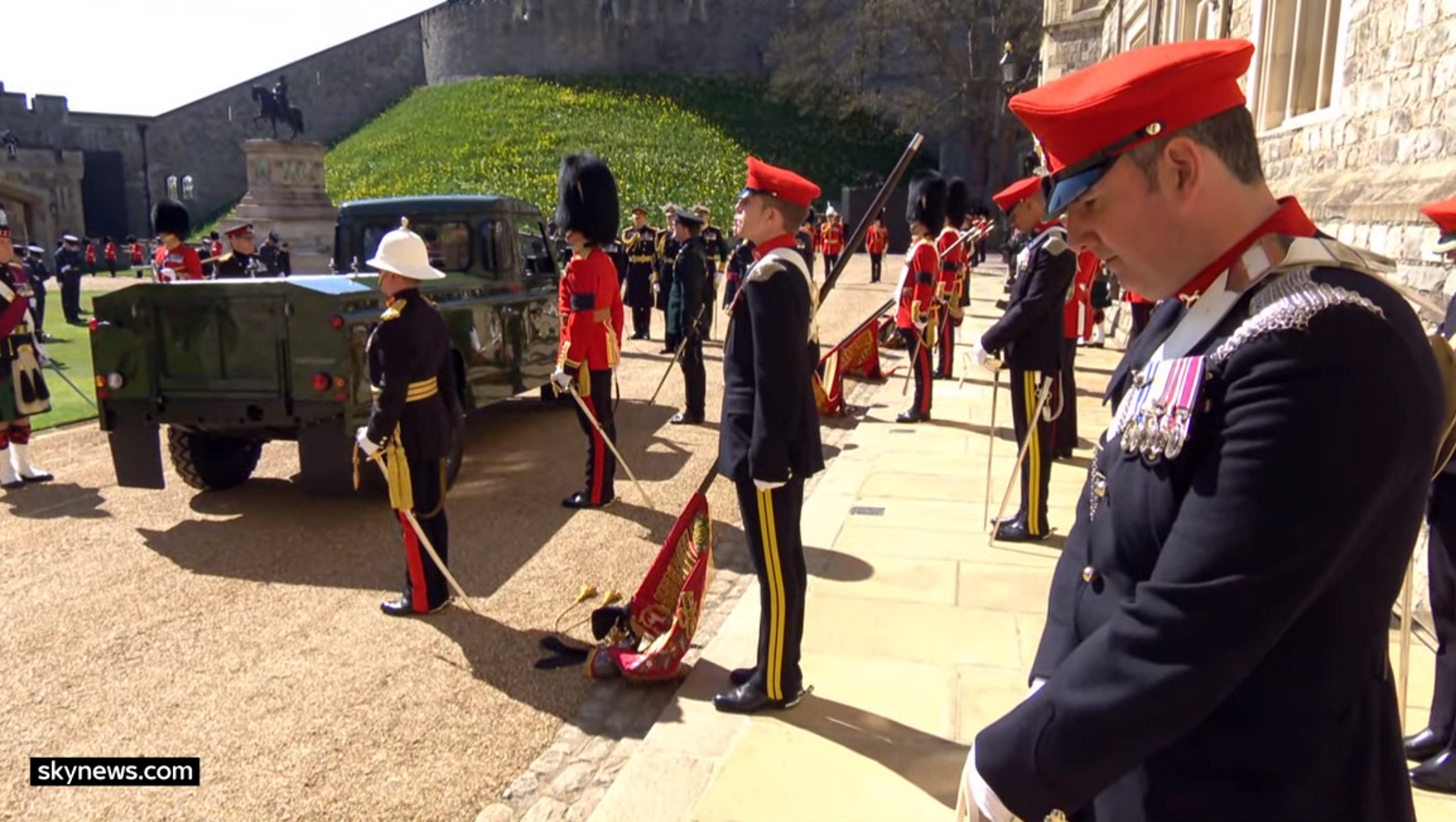Πρίγκιπας Φίλιππος: LIVE η κηδεία του ανθρώπου που ήθελε να γίνει Βασιλιάς