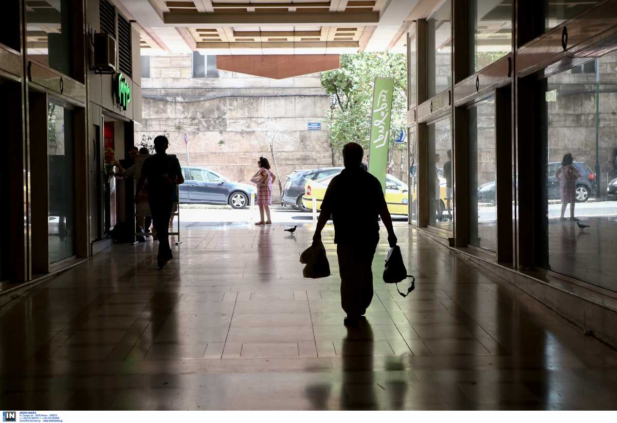 «Όχι» λένε στο άνοιγμα των mall οι ειδικοί – «Ναι» στο άνοιγμα λιανεμπορίου με click away στην Κοζάνη