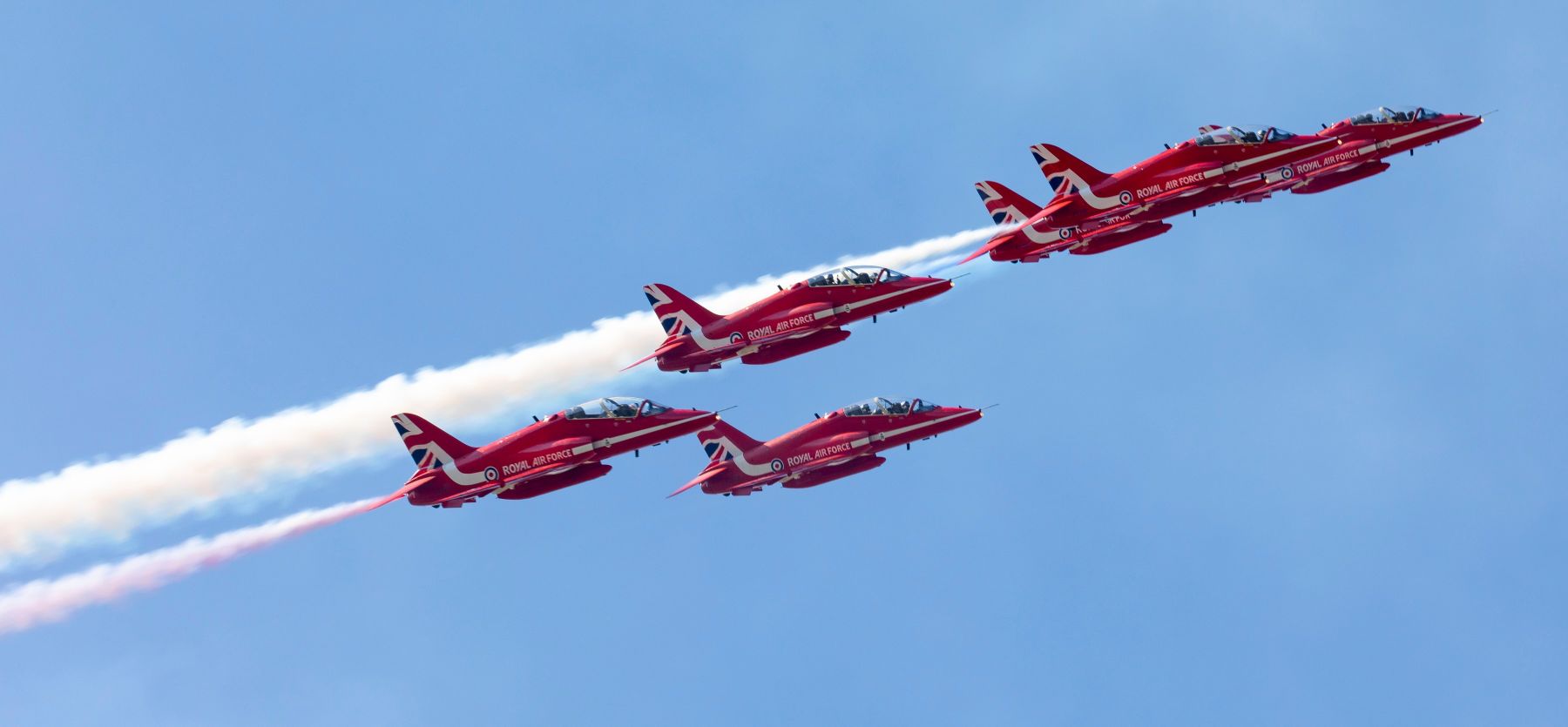 Red Arrows: Στην 114 Πτέρυγα Μάχης το ιστορικό ακροβατικό σμήνος της RAF [pics]