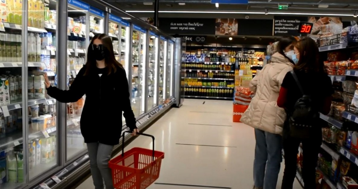 Έλληνες μαθητές έφτιαξαν την πρώτη Smart Vision συσκευή που βοηθά τους τυφλούς στα ψώνια τους (vid)