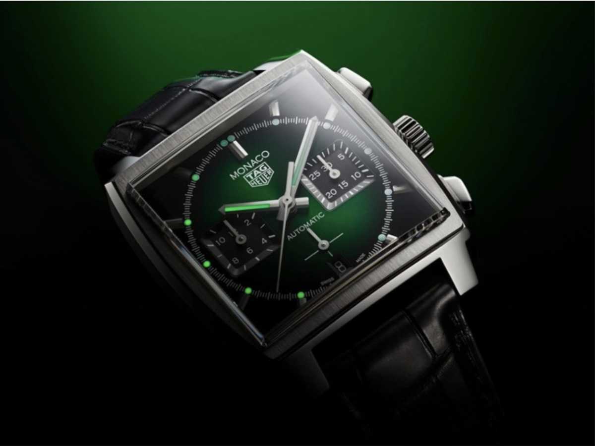Ένα από τα πιο όμορφα πράσινα ρολόγια που είδαμε το 2021
