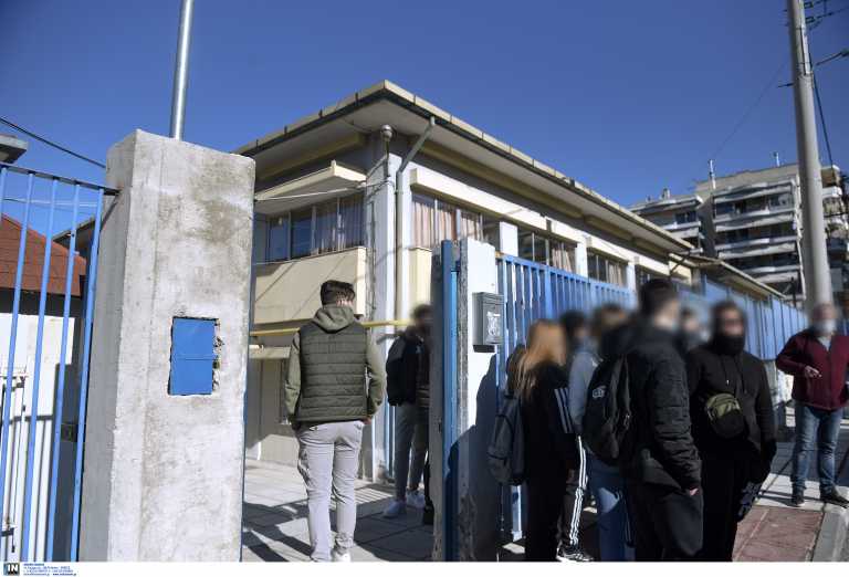 Θεσσαλονίκη: Τηλεκπαίδευση μετά την κατάληψη παρωδία – Η απόφαση μετά την ένταση στο ΓΕΛ Ευόσμου (video)