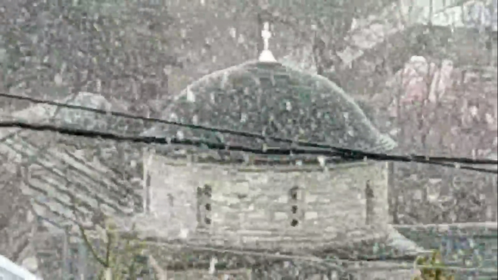 Φλώρινα: Και ξαφνικά χειμώνας – Απίστευτη χιονόπτωση στο Νυμφαίο (vid)