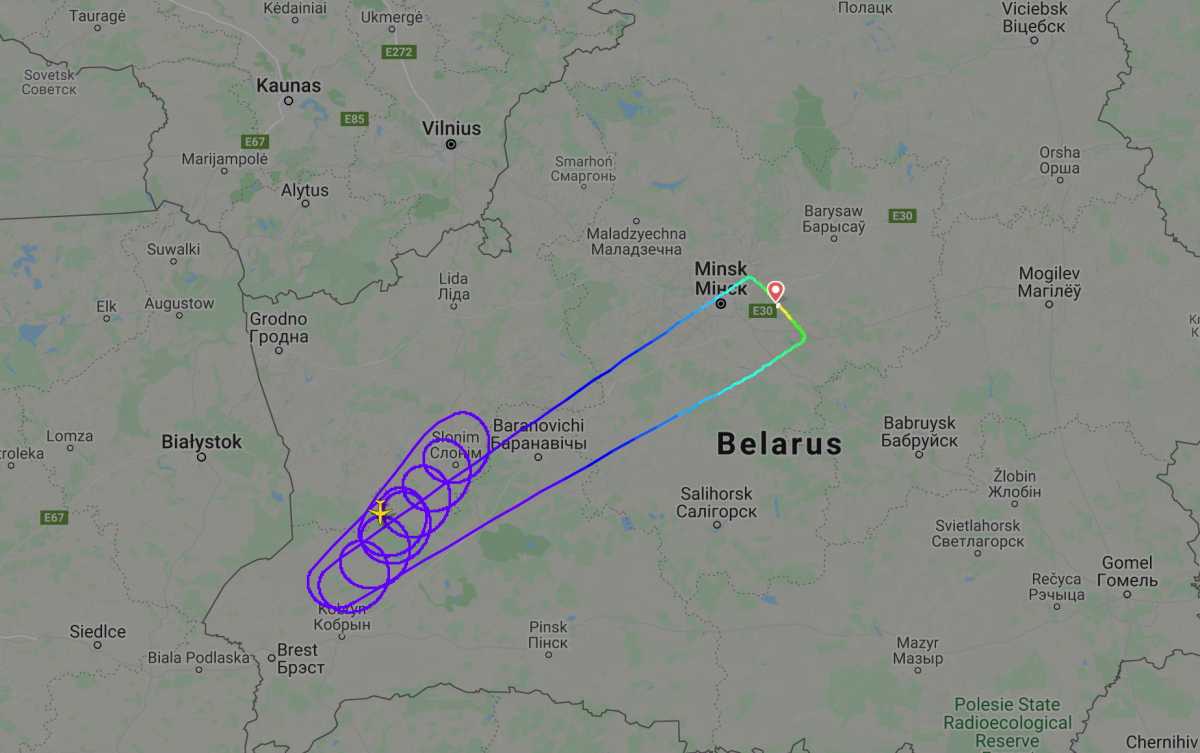 Λευκορωσία: Κατηγορεί τη Γαλλία για αεροπειρατεία επειδή δεν άφησε αεροπλάνο από το Μινσκ να περάσει από τον εναέριο χώρο της