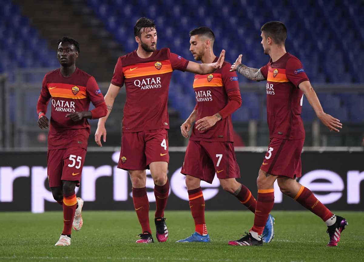 Soccer Football - Europa League - Semi Final Second Leg - AS Roma v Manchester United - Stadio Olimpico, Rome, Italy - May 6, 2021 AS Roma's Bryan Cristante celebrates scoring their second goal with Gianluca Mancini REUTERS