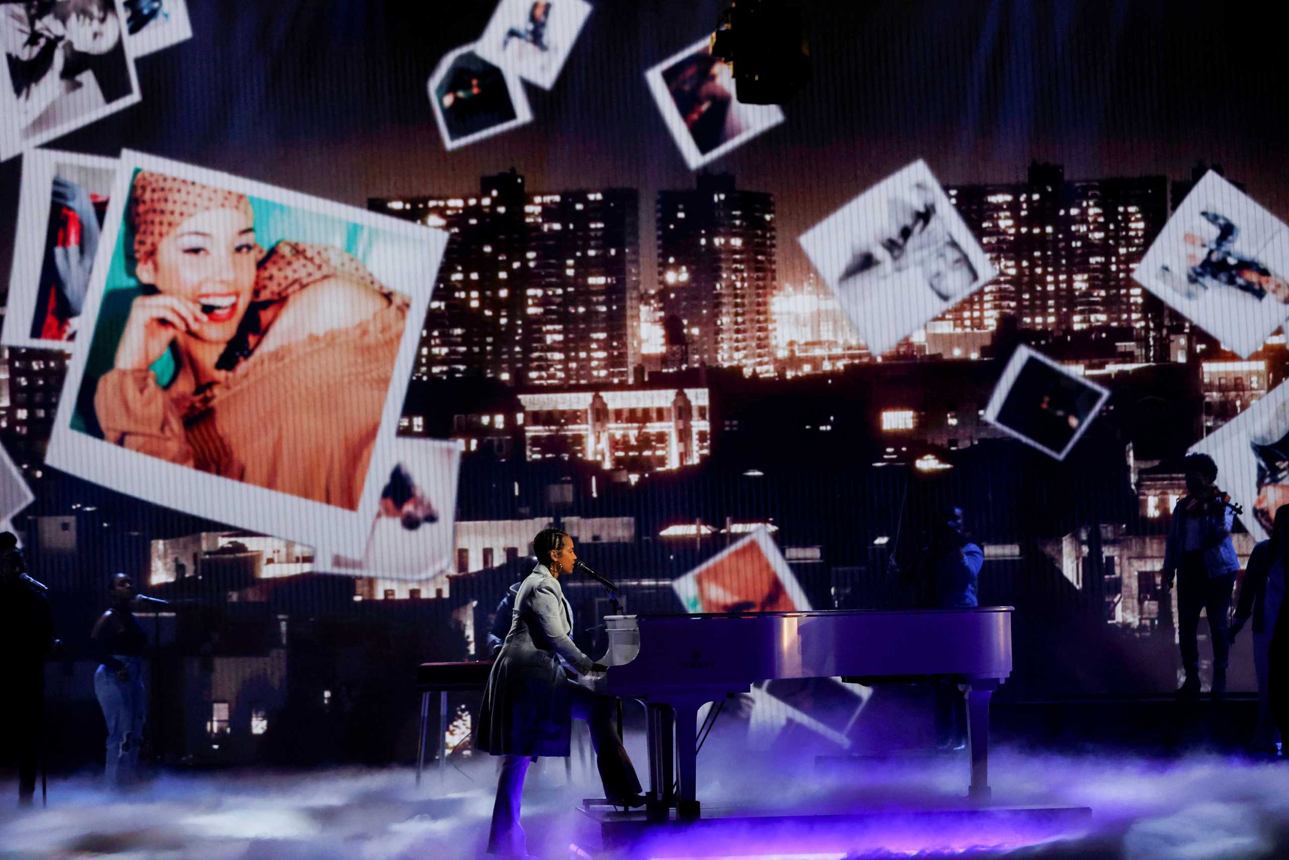 Singer Alicia Keys performs a medley at the 2021 Billboard Music Awards at Microsoft Theater in Los Angeles, California, U.S., May 20, 2021. Picture taken May 20, 2021.  REUTERS