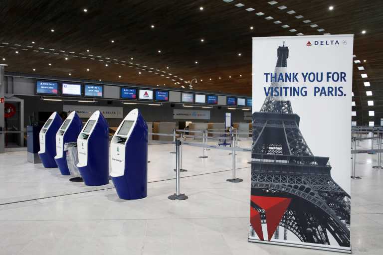 Μαζικές ακυρώσεις πτήσεων σε μεγάλα αεροδρόμια της Γαλλίας λόγω της απεργίας για το συνταξιοδοτικό