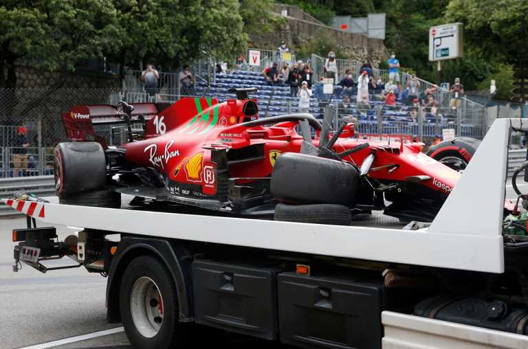 Formula 1: Ο Λεκλέρκ από τις μπαριέρες στην pole position στο Μονακό