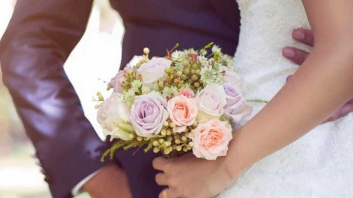 Σκωτία: Κουμπάρος «έδωσε» τον γαμπρό στην γαμήλια δεξίωση – Οι πικάντικες αποκαλύψεις τους άφησαν άφωνους