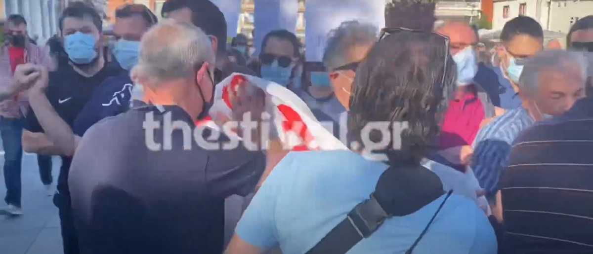 Καλαμαριά: Ένταση μεταξύ ΠΑΜΕ και αστυνομίας κατά την αποχώρηση Μητσοτάκη (video)