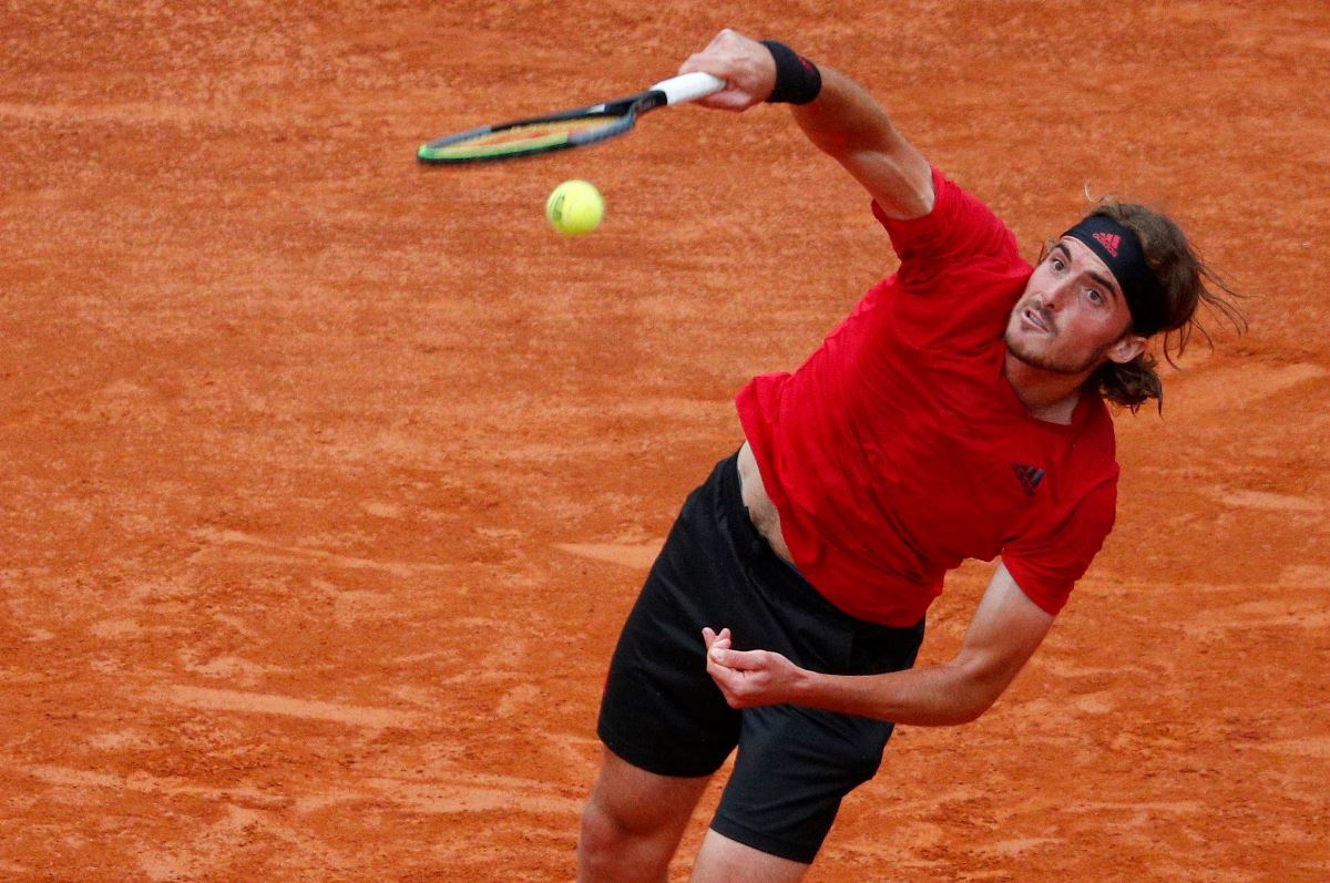 Tennis - ATP Masters 1000 - Italian Open - Foro Italico, Rome, Italy - May 14, 2021 Greece's Stefanos Tsitsipas in action during his quarter final match against Serbia's Novak Djokovic REUTERS