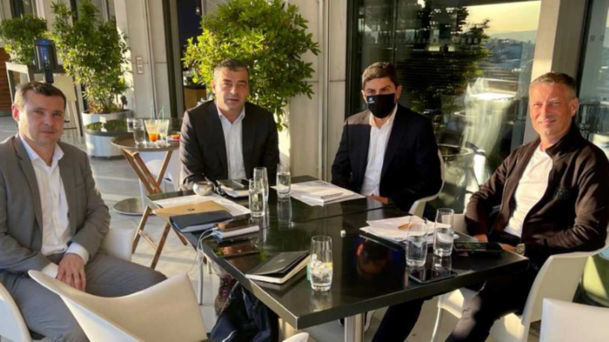 Συνάντηση του Αυγενάκη με αντιπροσωπεία της UEFA και Κλάτενμπεργκ