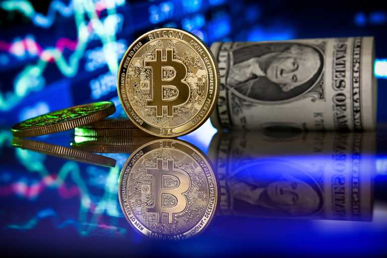 Καταποντίζεται το bitcoin – Υποχώρησε κάτω από τα 30.000 δολάρια για πρώτη φορά από τον Ιανουάριο