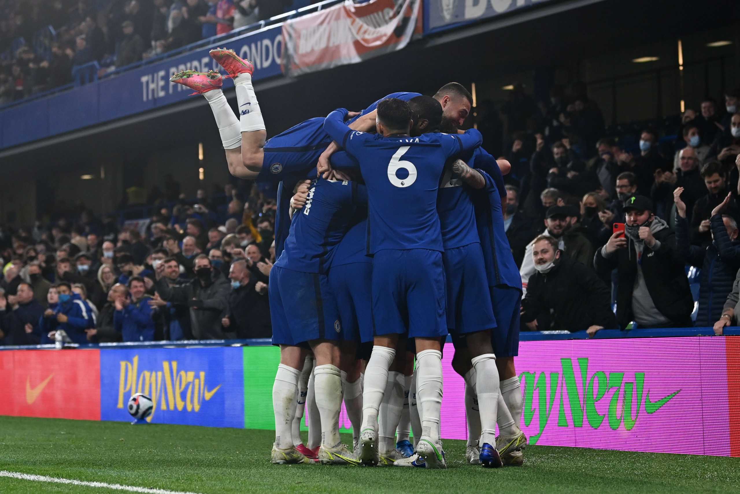 Soccer Football - Premier League - Chelsea v Leicester City - Stamford Bridge, London, Britain - May 18, 2021 Chelsea's Jorginho celebrates scoring their second goal with teammates Pool via REUTERS
