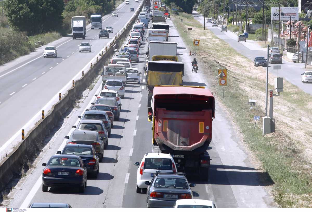 Κορυφώνεται η έξοδος για το Πάσχα – Πότε αναμένεται να θα χαλαρώσει η κίνηση