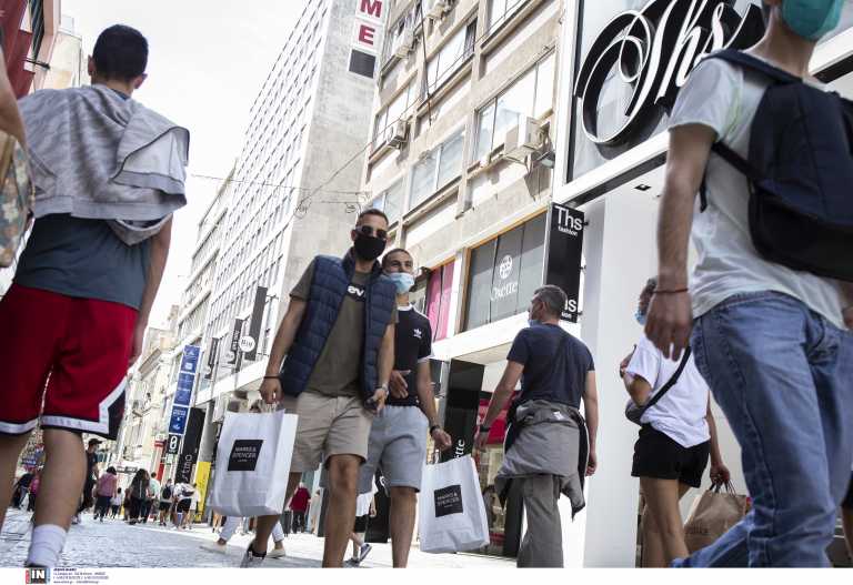 Αποφασίζουν οι επιστήμονες για το τέλος της μάσκας σε εξωτερικούς χώρους - Πότε μπαίνει σε εφαρμογή το μέτρο και που παραμένει η υποχρεωτικότητα