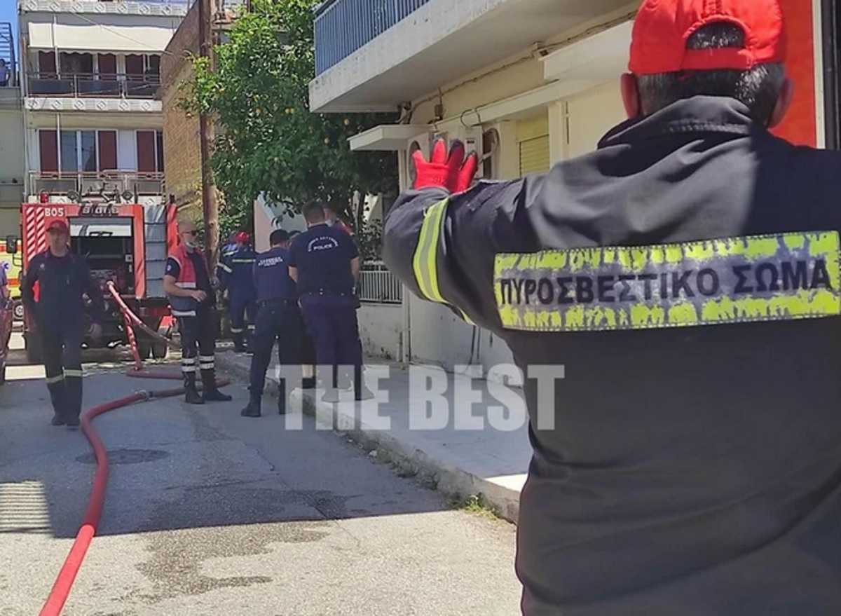 Πάτρα: Νεκρή γυναίκα σε φλεγόμενο σπίτι – Πανικός μετά τη μεγάλη φωτιά στο διαμέρισμα (video)