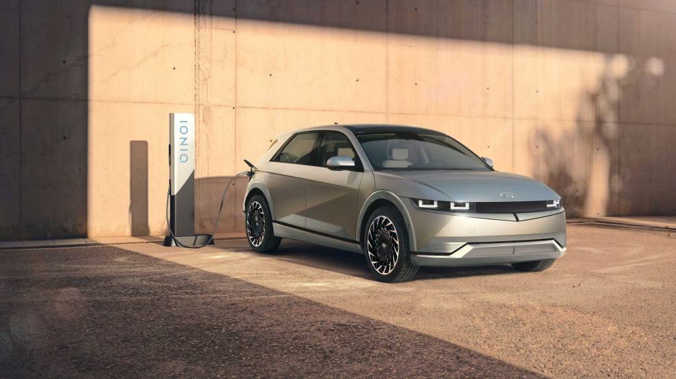 Η Hyundai θα περιορίσει τους συμβατικούς κινητήρες, έναντι των ηλεκτρικών