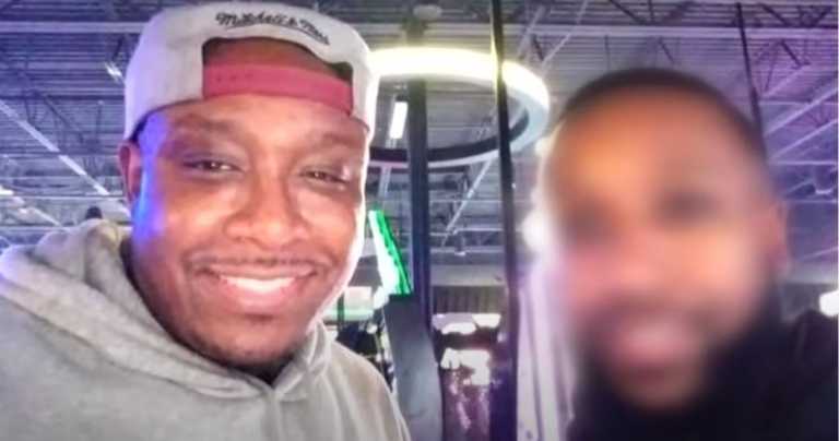 ΗΠΑ: Αστυνομικοί διώκονται για τον θάνατο 33χρονου Αφροαμερικανού – «Δεν μπορούσε να αναπνεύσει» (vids)