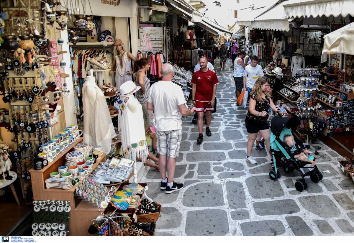 Σχέδιο καθολικού εμβολιασμού και στα νησιά άνω των 10.000 κατοίκων