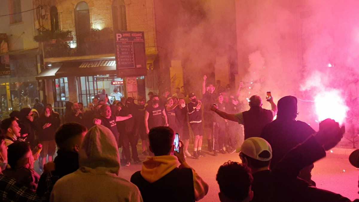 ΠΑΟΚ: Πυροτεχνήματα στη Θεσσαλονίκη, πανηγυρισμοί και στην Κοζάνη