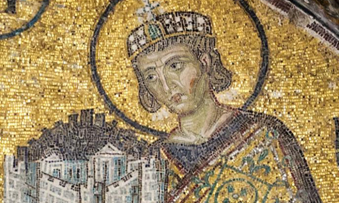Constantin 1er - detail de la mosaique de l'entree sud-ouest de Sainte-Sophie (Istanbul, Turquie)