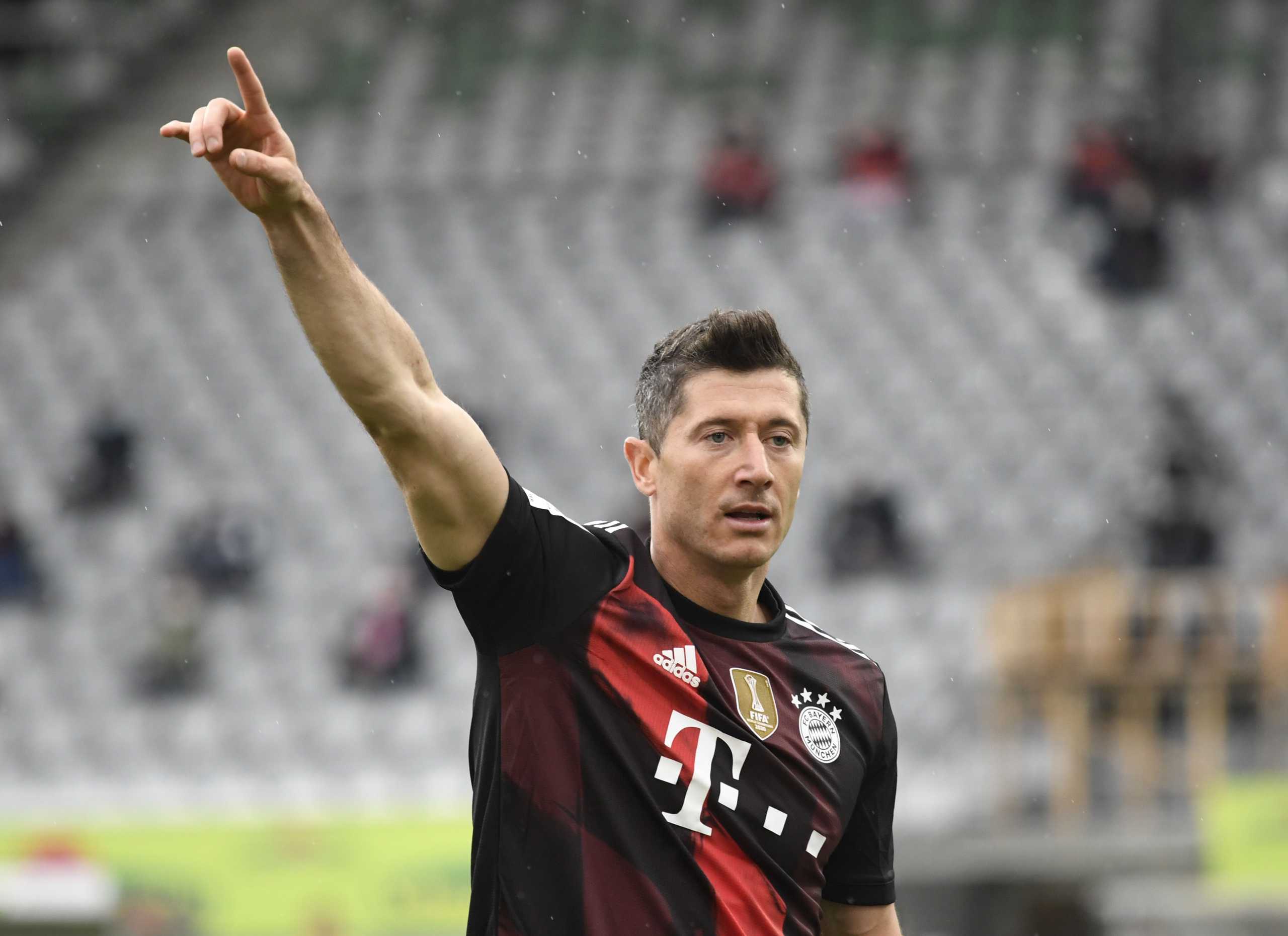 Soccer Football - Bundesliga - SC Freiburg v Bayern Munich - Schwarzwald-Stadion, Freiburg, Germany - May 15, 2021  Bayern Munich's Robert Lewandowski Pool via REUTERS