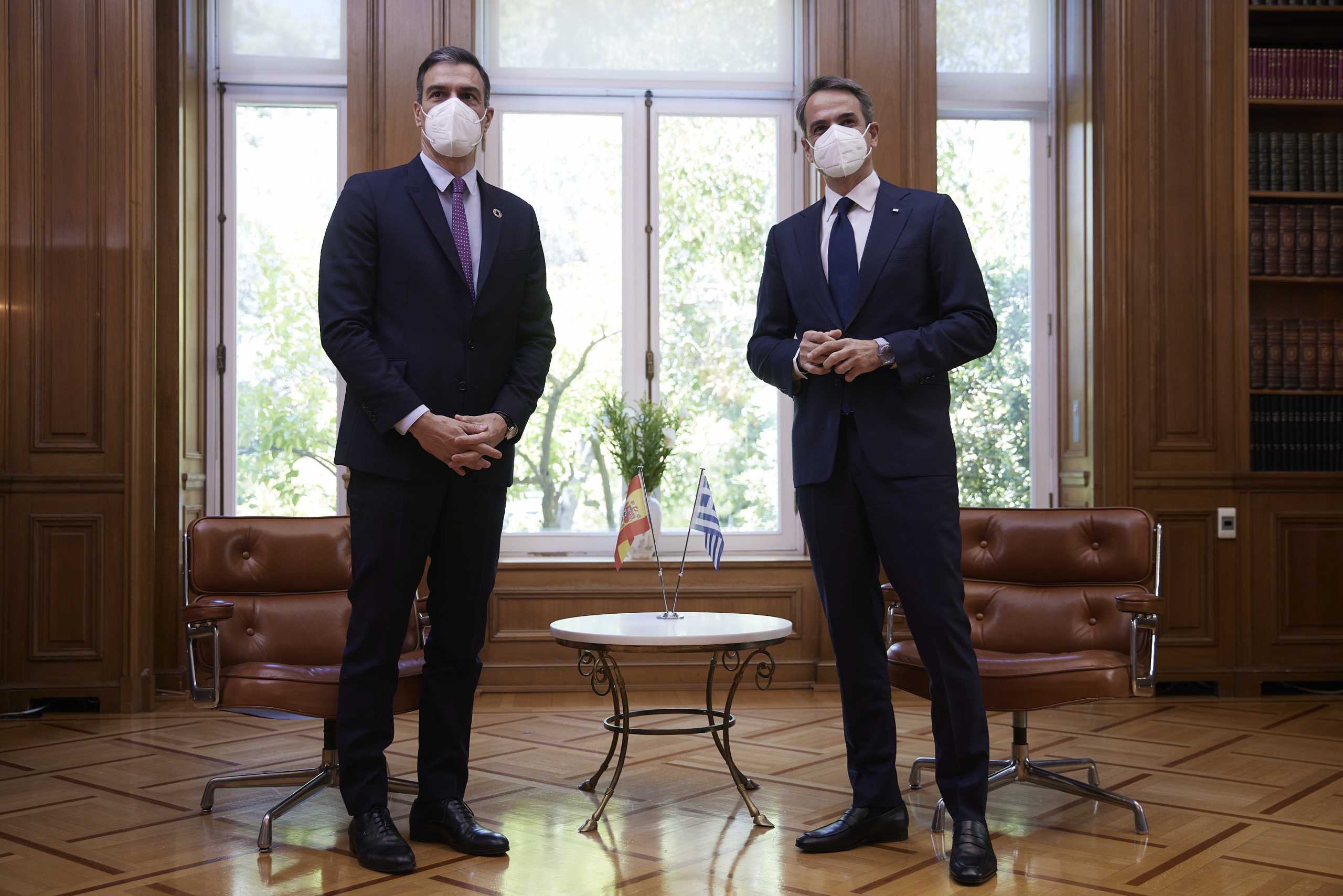 Οι κοινές δηλώσεις Μητσοτάκη – Σάντσεθ